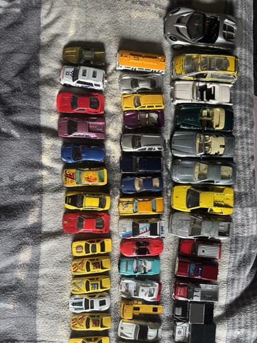 Bundle toy cars - 50, job