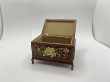 Dolls House 24th scale Quality Furniture, IDM Ottoman IDM502