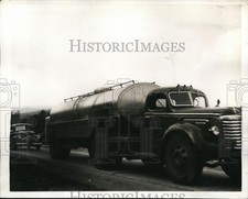 1941 press photo - milk, tanker