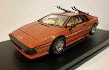 AutoArt 1/18 Scale Lotus