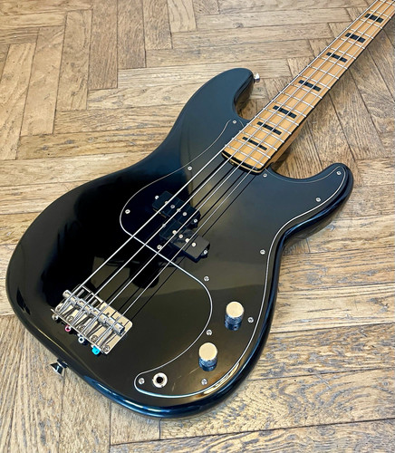 Squier 70s bass mn blk - p-bass,