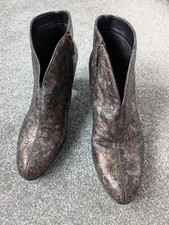 ARA Women's Tricia Ankle Boot Size 7