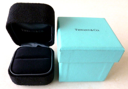 Tiffany black velvet - co.,