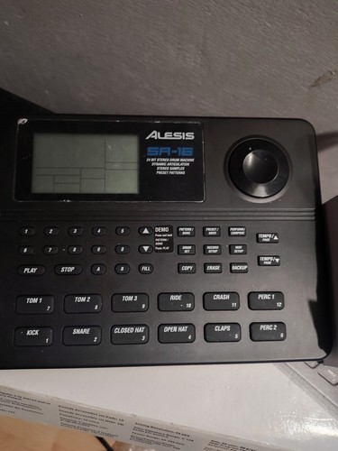 Alesis bit stereo - sr-16, 16-bit