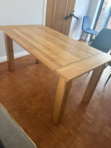 Solid oak seater - 6,