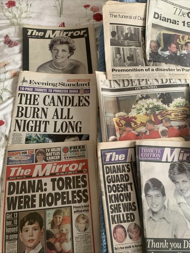 Bundle newspapers death - bundle, of