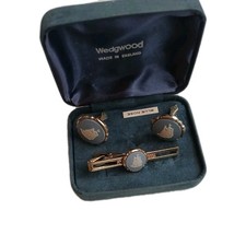 WEDGWOOD CUFFLINKS TIE CLIP
