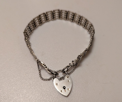 Vintage 1979 gate bracelet - vintage,