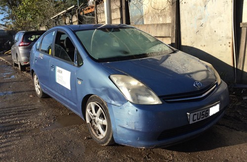 Toyota prius petrol 2006 - 1.5,