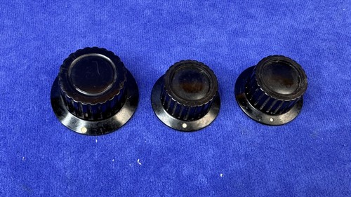Vintage control knobs with - control,