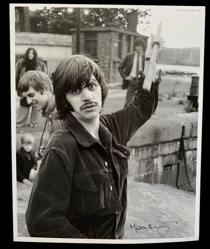 Signed tom murray photo - tom,
