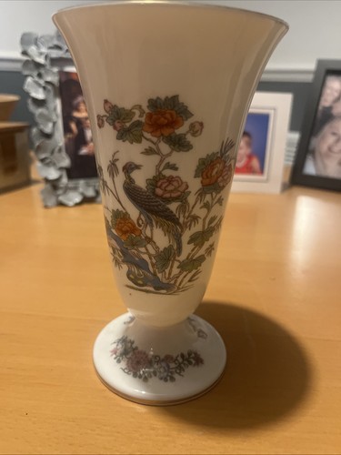 Wedgwood kutani crane bud - wedgwood, vase