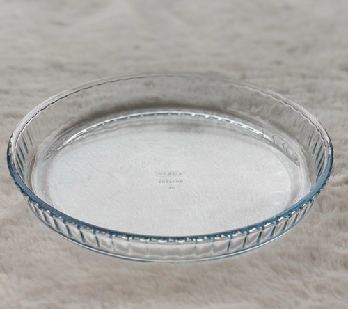 Vintage pyrex england - pyrex, 9.5"