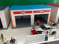 1:32 Scale GULF 2x Car Pit