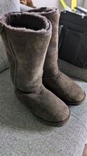 EMU SHEEPSKIN BOOTS size UK7/Eur41