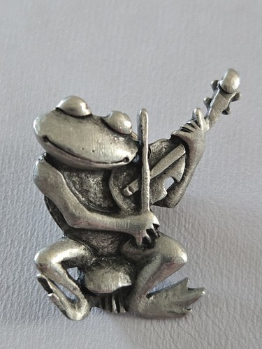 Vintage unisex brooch - unisex, frog