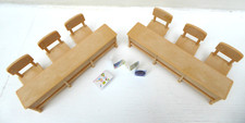 SYLVANIAN Furniture - 2 Triple School Desks and 6 Chairs