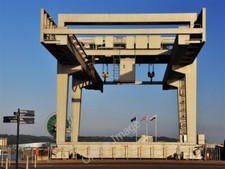 Photo 6x4 Overhead gantry