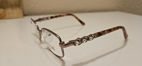 White optics elegance glasses - white,