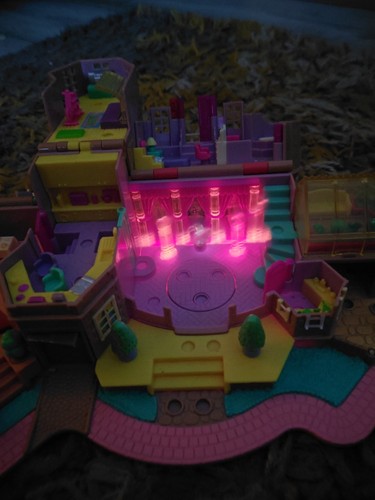Bluebird toys polly pocket - polly,