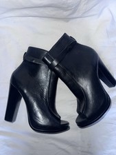 KG Kurt Geiger Black Leather