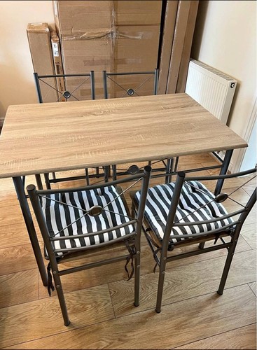 Table and chairs - table, 4
