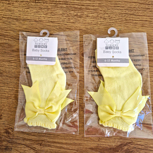 Nursery time yellow - bow, ankle