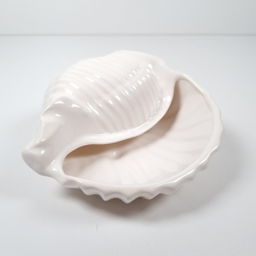 Ceramic conch shell - conch, dish