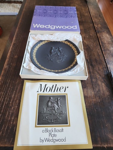 Wedgwood jasperware black - wedgwood,