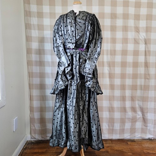 Antique victorian 1870s - victorian, black
