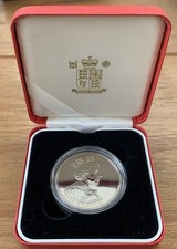 Queen Elizabeth II, Golden Jubilee 2002, £5 Coin in presentation case  