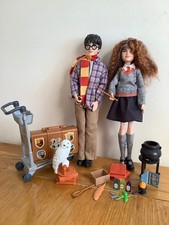 Harry Potter Platform  9 3/4  & Hermione Polyjuice Potions Doll Playsets