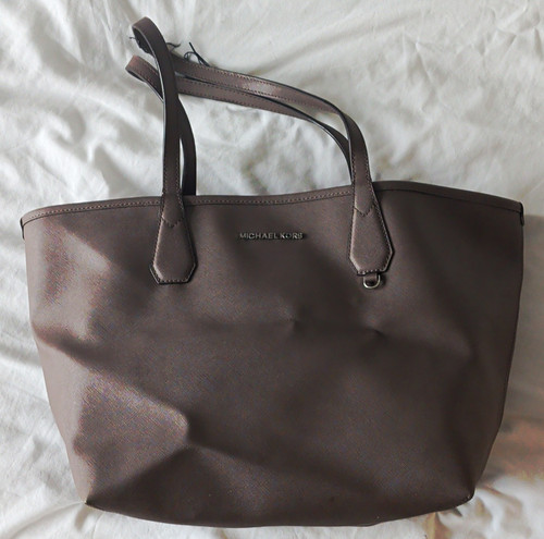 Michael kors taupe saffiano - michael,