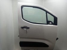 VAUXHALL COMBO Right Front