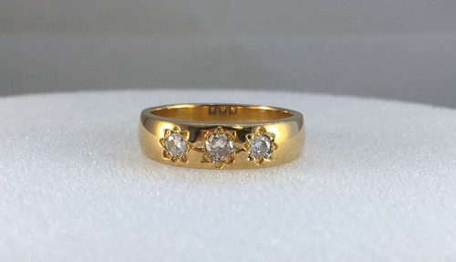 22ct gold 23ct trilogy - gold,