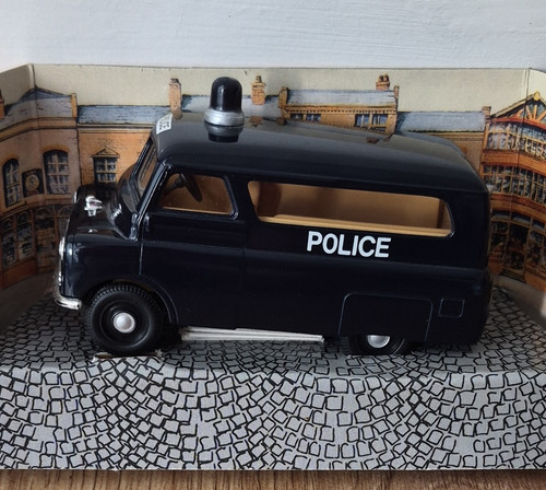 Police series black diecast - black,