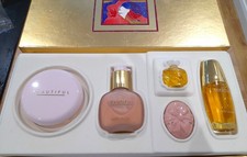 ESTEE LAUDER BEAUTIFUL GIFT