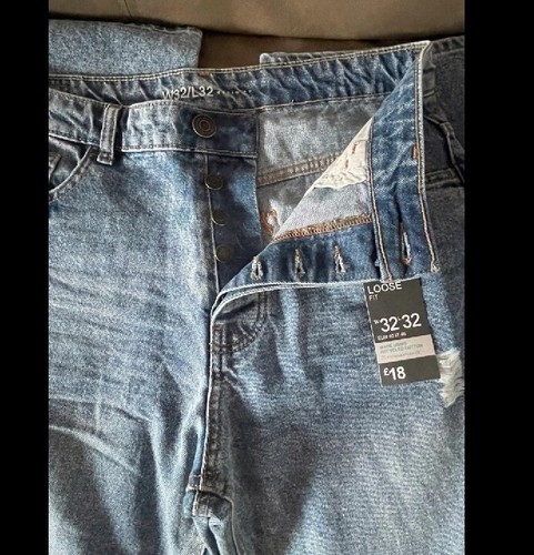 Primark ripped loose - ,, fit