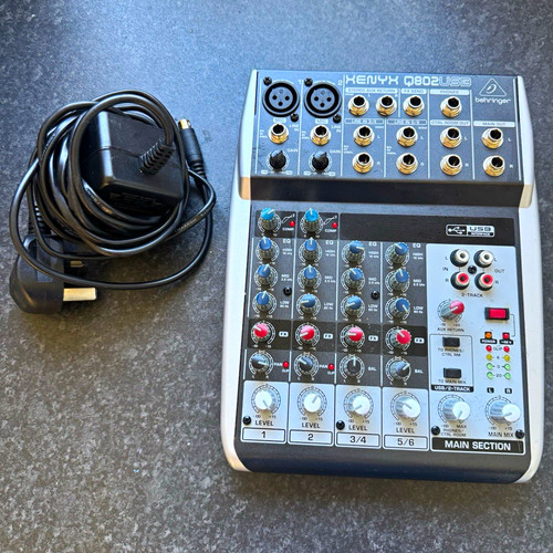 Behringer xenyx q802usb - behringer,
