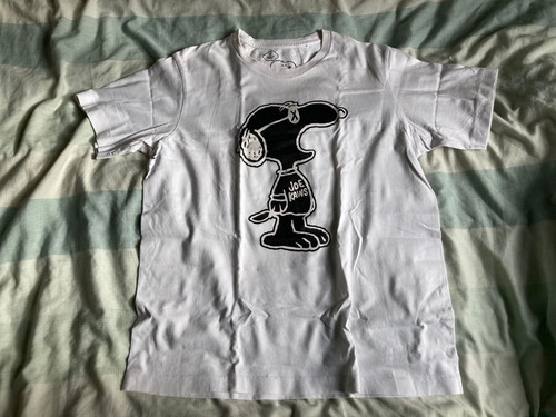 Uniqlo kaws peanuts snoopy - uniqlo,