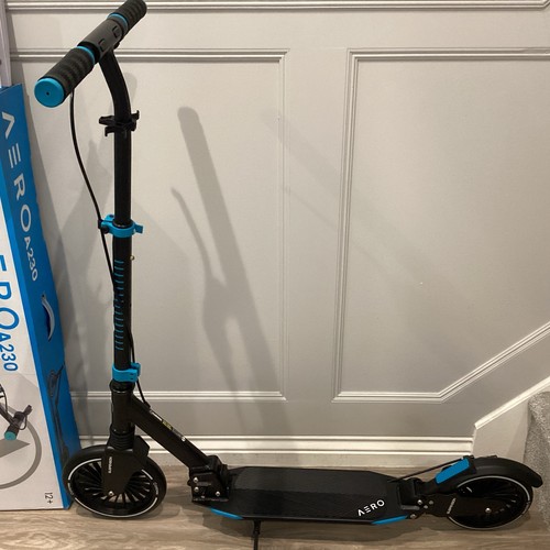 Scooter for kids and adults - scooter,