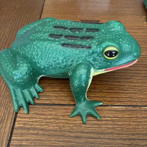 Vintage croaking garden - vintage,