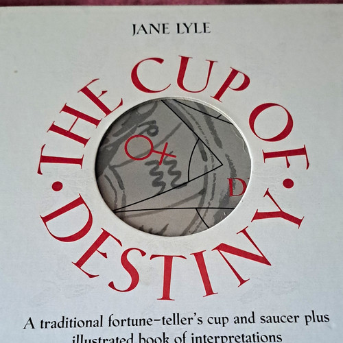 Jane lyle cup destiny - lyle,