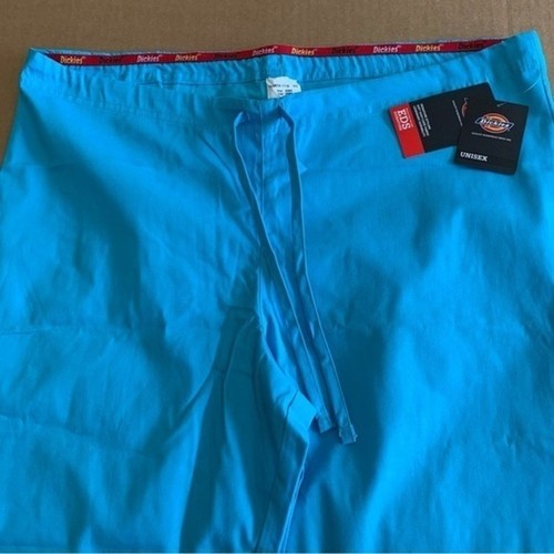 Dickies scrubs nwt unisex - scrubs., m