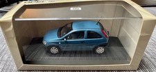 BOXED 1/43 MINICHAMPS 2001