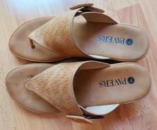 Women's Chunky Toe Post Sandals Camel size-4