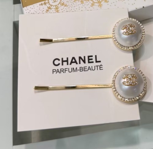 Chanel beauty pearl hair clips - beauty,