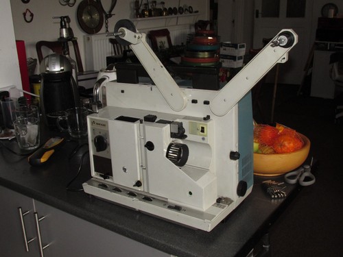 Bauer 16mm sound projector - bauer, p6