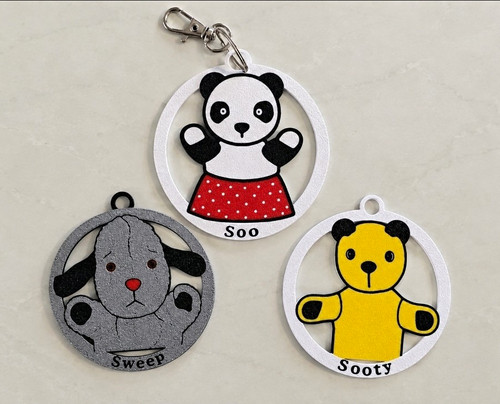 Sooty sweep and soo - soo, keyrings