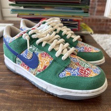 Nike Dunk Low "Foam Finger"